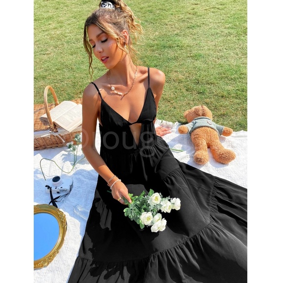 Plunging V Neck Black Maxi Dress Loose Fitting Flared Cami Straps - Picture 10 of 16